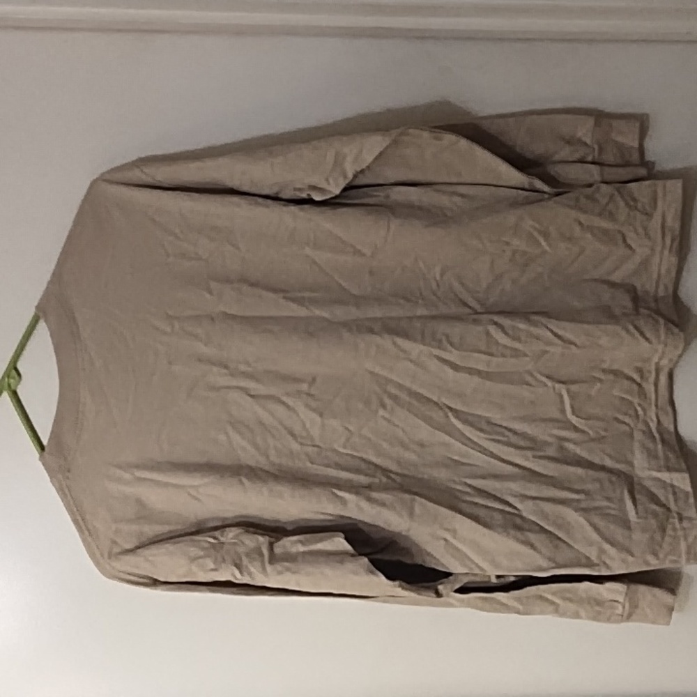 Shirt 🎽 - Picture 11 of 11